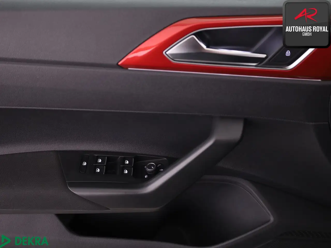 Volkswagen Polo GTI 2.0 TSI PANO,IQ.LIGHT,KEYLESS,BEATS,SH — معرض صور السيارة 14