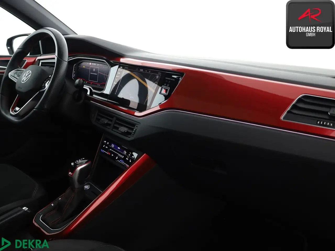 Volkswagen Polo GTI 2.0 TSI PANO,IQ.LIGHT,KEYLESS,BEATS,SH — معرض صور السيارة 10