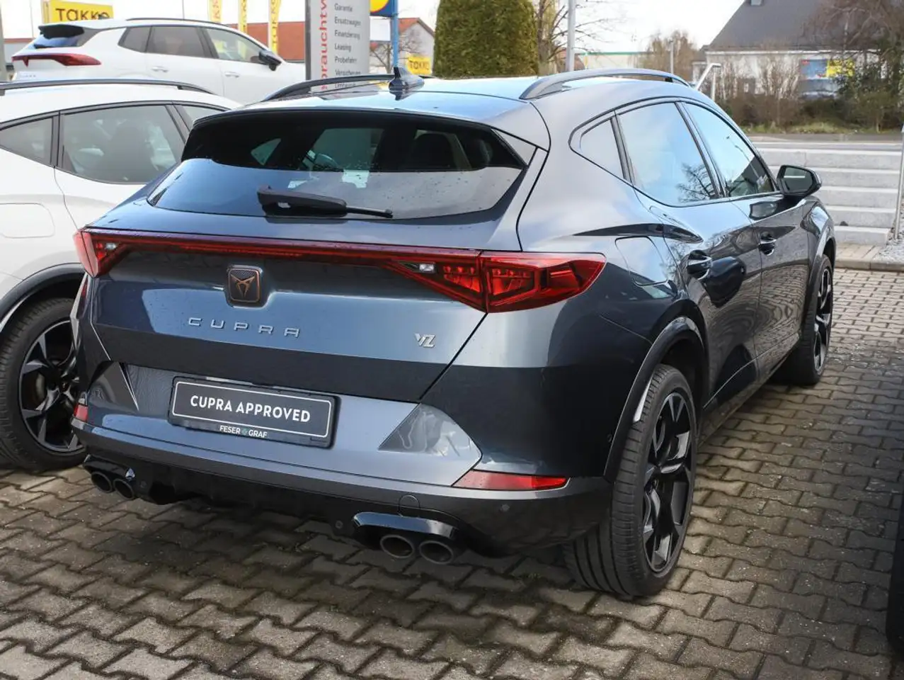 CUPRA Formentor VZ 2.0 TSI DSG Navi Kamera LED SiHz — معرض صور السيارة 2