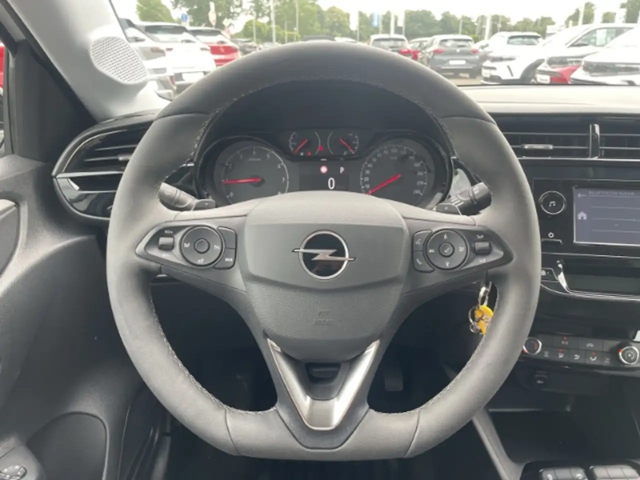 Opel Corsa 1.2 Turbo Bluetooth - Park Distance Control - Temp — Galerie du véhicule 24
