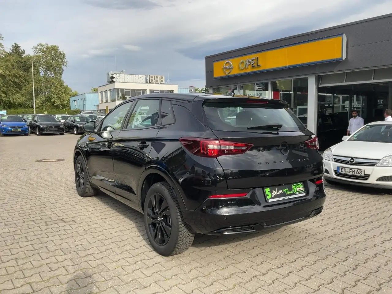 Opel Grandland 1.2 GS Line Alcantara+LED+Navi+SHZ+LM — Vehicle gallery 4