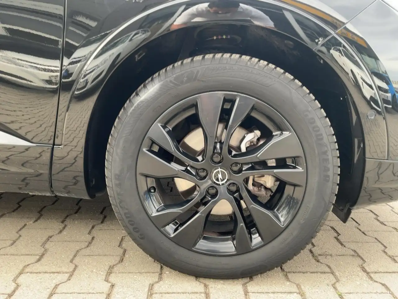 Opel Grandland 1.2 GS Line Alcantara+LED+Navi+SHZ+LM — Vehicle gallery 8