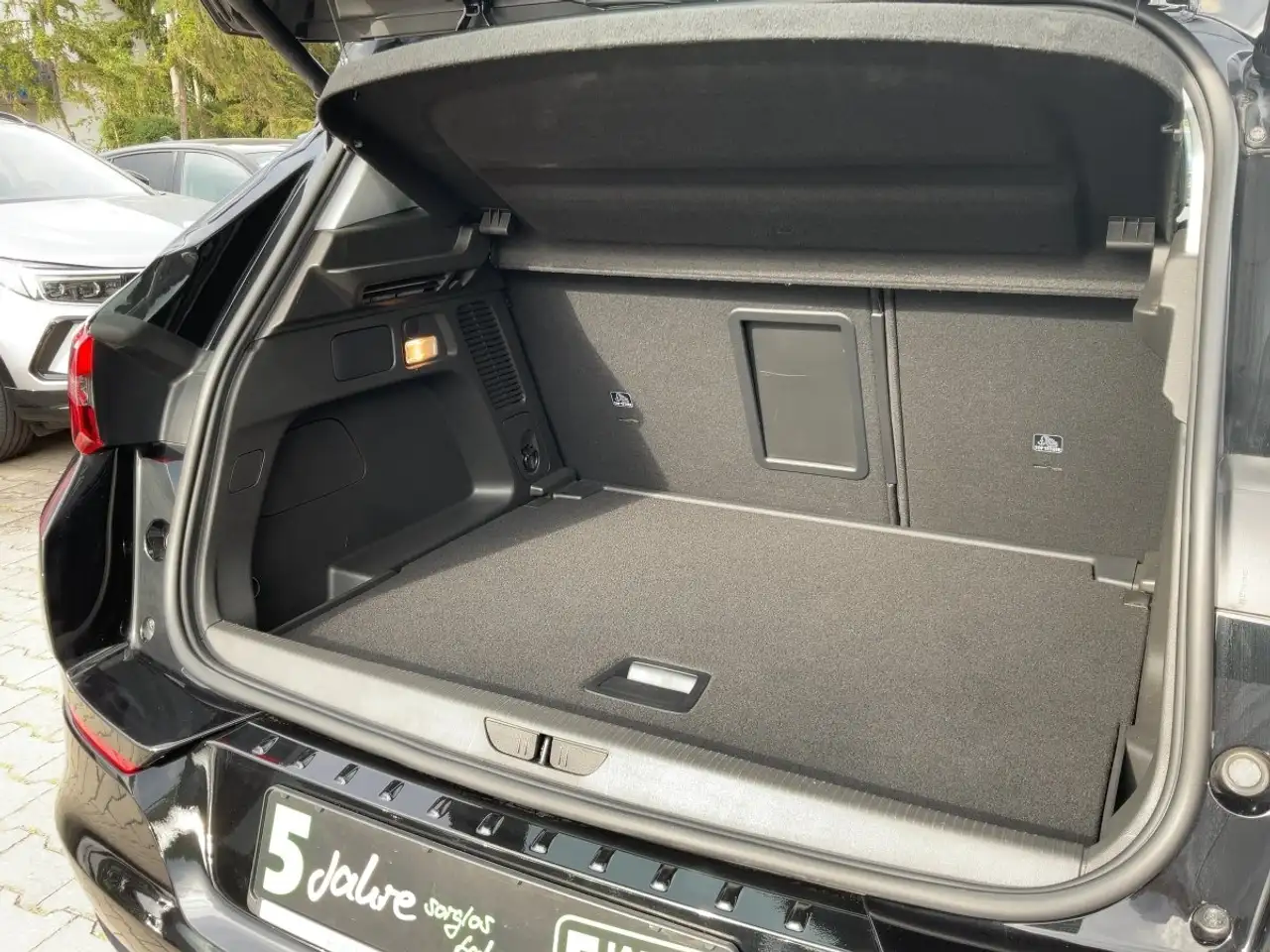 Opel Grandland 1.2 GS Line Alcantara+LED+Navi+SHZ+LM — Vehicle gallery 9