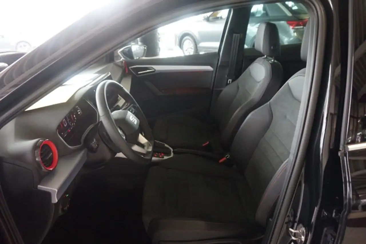 SEAT Arona ARONA 1,5 TSI FR DSG NAVI DINAMICA RFK ACC SHZ — Galería del vehículo 7
