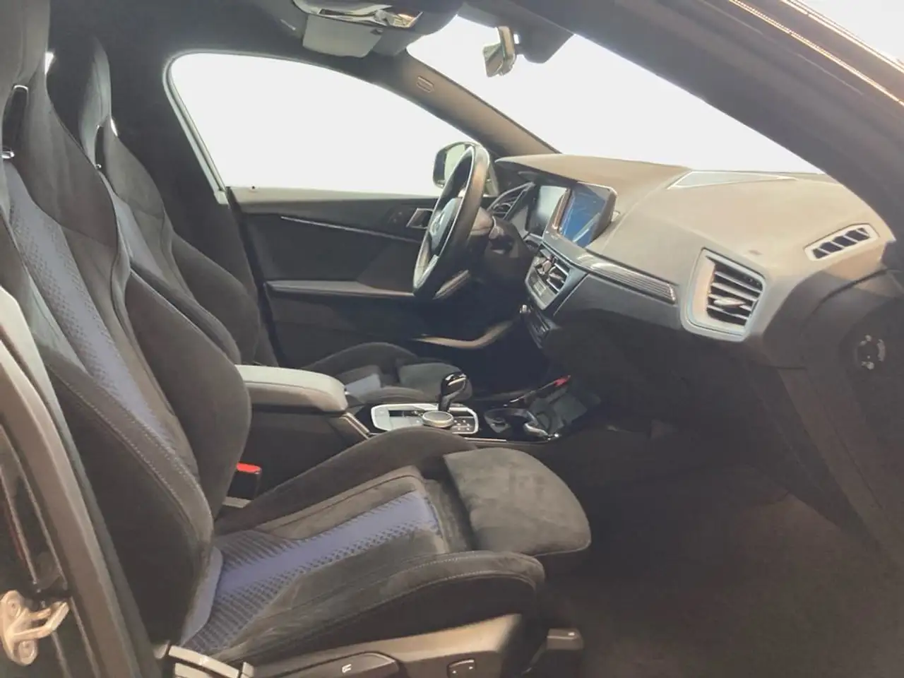 BMW 218 M Sport — Galerie du véhicule 14