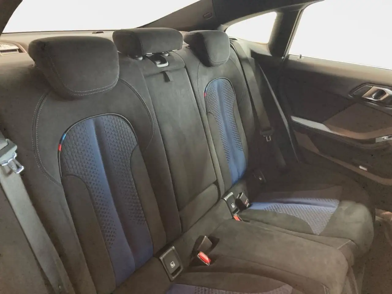 BMW 218 M Sport — Galerie du véhicule 15