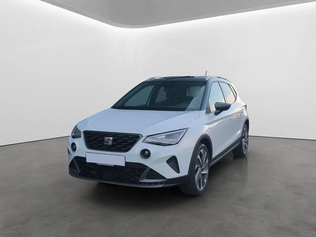 SEAT Arona 1.0 TSI FR VOLL-LED NAVI PARKLENK KAMERA 18 ACC SH — معرض صور السيارة 2