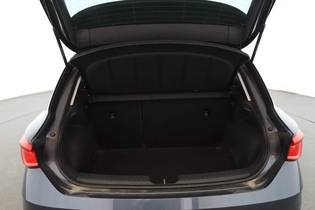 SEAT Leon 1.5 eTSI DSG Style Edition | NAVI | ACC | — Galería del vehículo 8