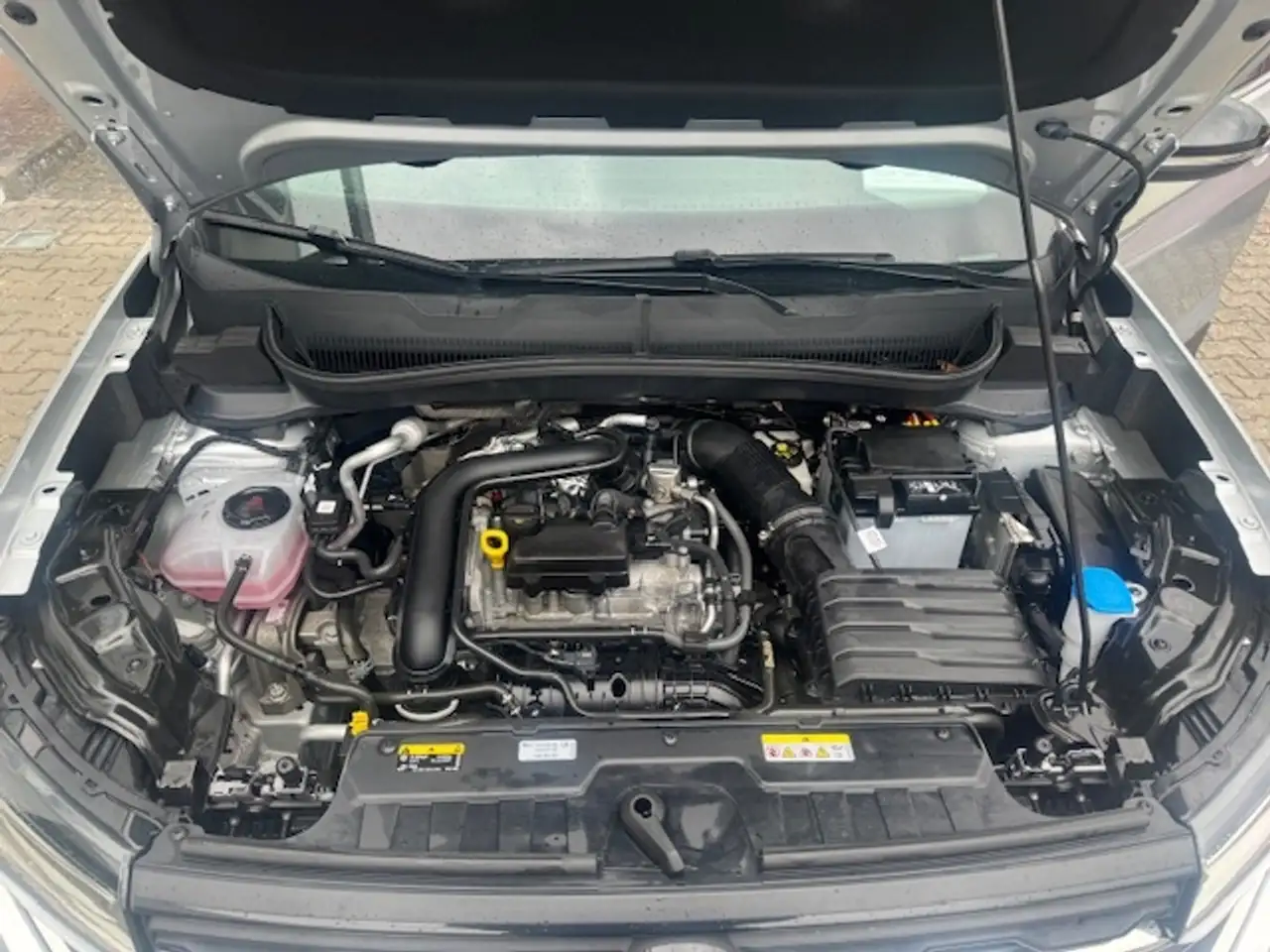 Volkswagen T-Cross 1.0 TSI DSG Style — Vehicle gallery 15