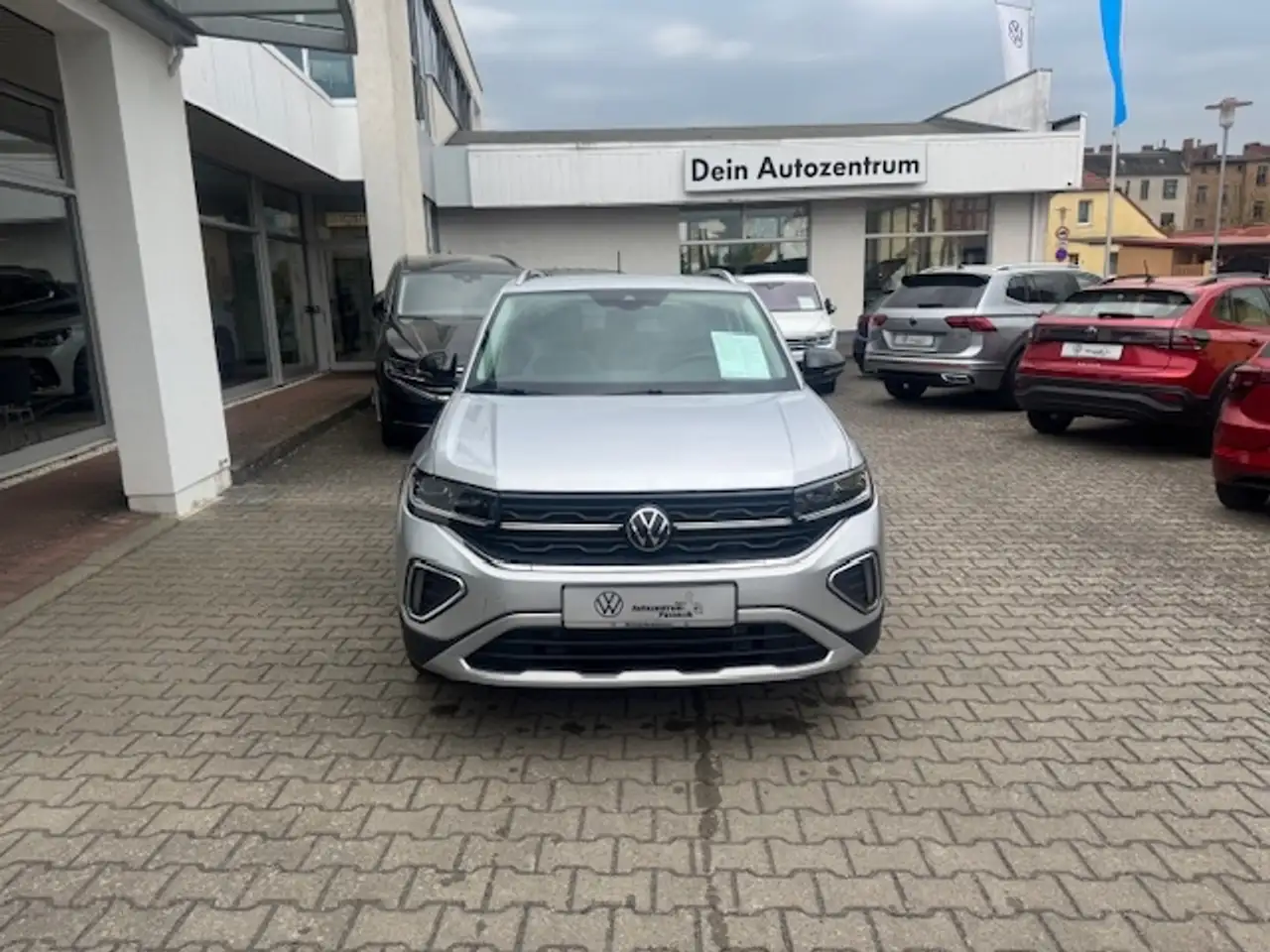 Volkswagen T-Cross 1.0 TSI DSG Style — Vehicle gallery 4