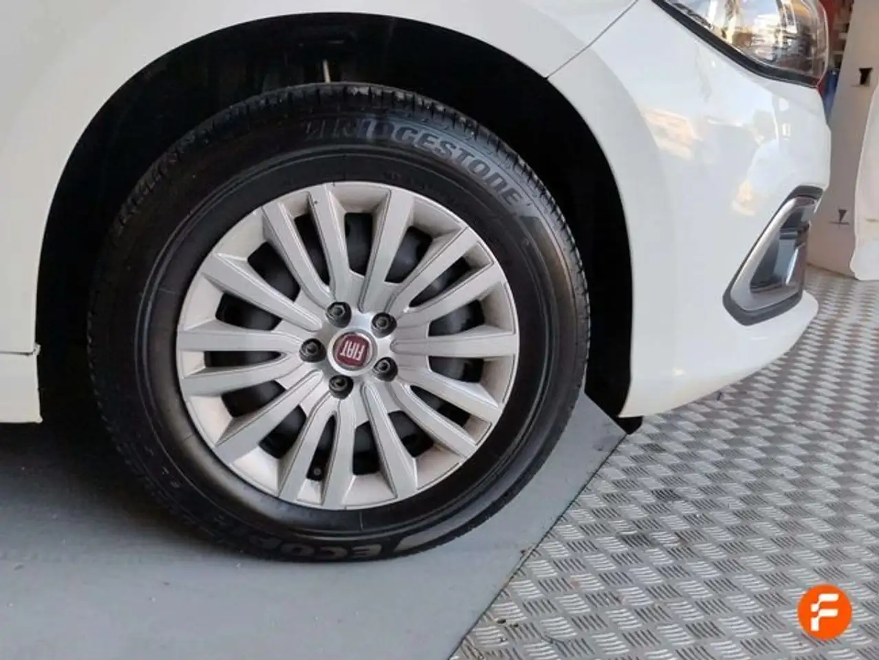 Fiat Tipo Sedán Diésel 1.6 96kW (130CV) manual 6v — Galería del vehículo 14