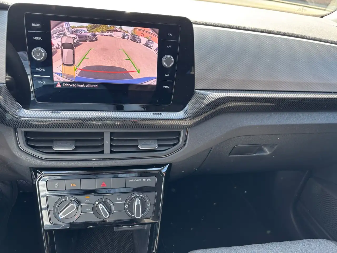 Volkswagen T-Cross 1.0 TSI 85 kW DSG Life,LED,Kamera,ACC,Ap — Galerie du véhicule 14