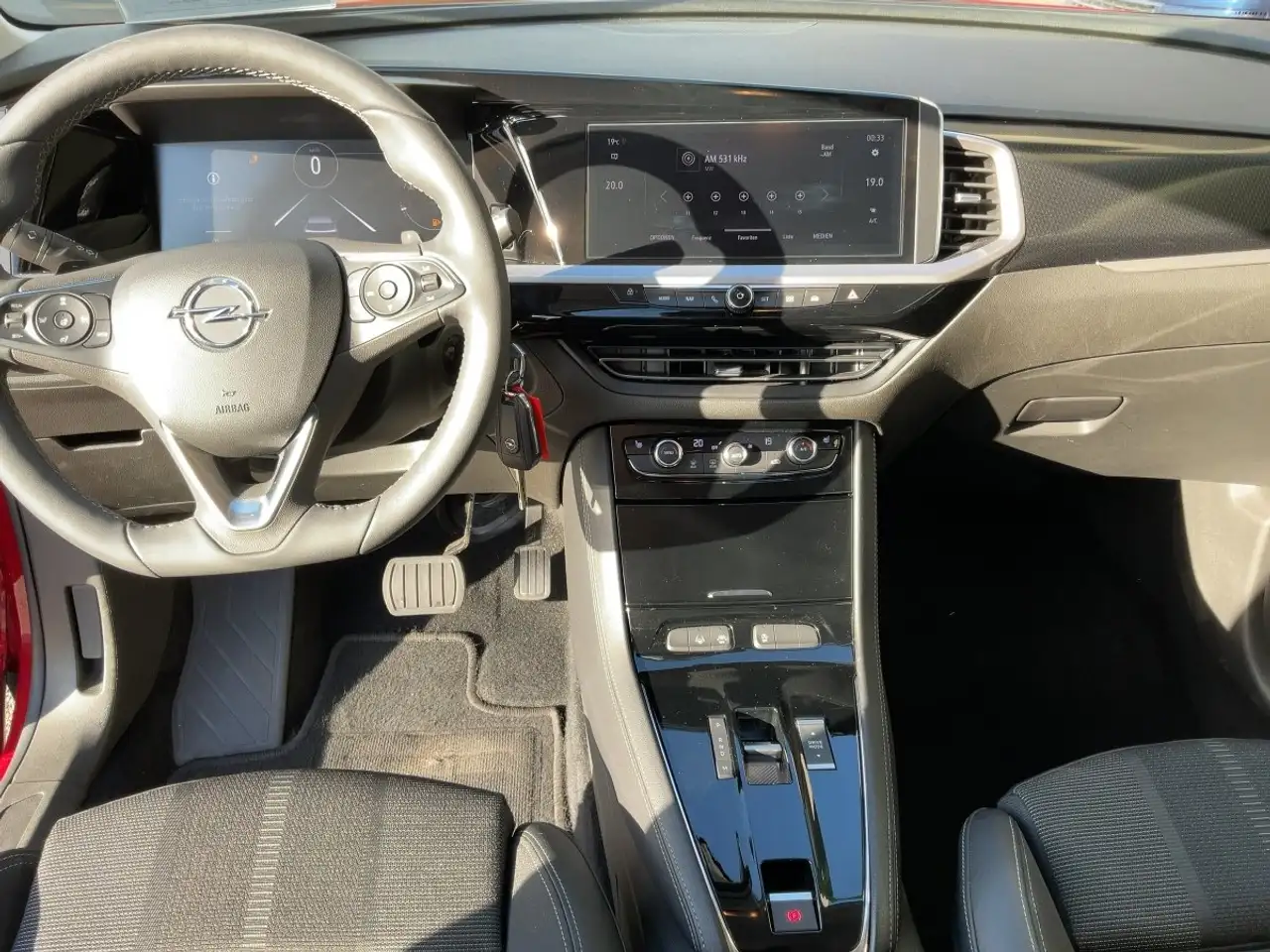 Opel Grandland 1.2 Turbo GS Line LED+SHZ+2xKlima+LM — معرض صور السيارة 11