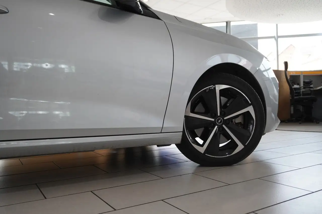 Opel Astra L Lim. 1.6 HYBRID GS SPORT NAVI/360°/SPORT — معرض صور السيارة 8