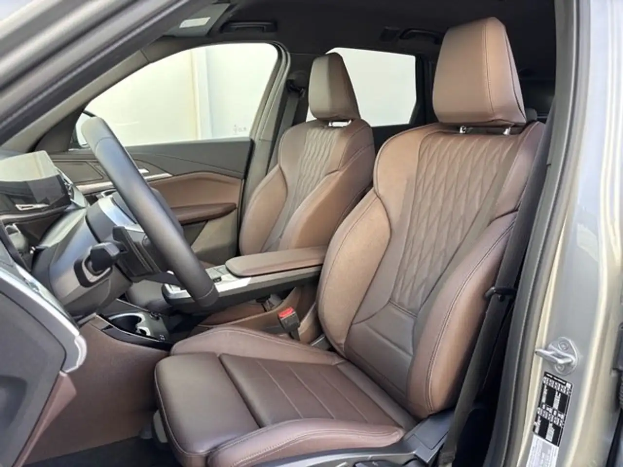 BMW X1 sDrive 20dA — معرض صور السيارة 11
