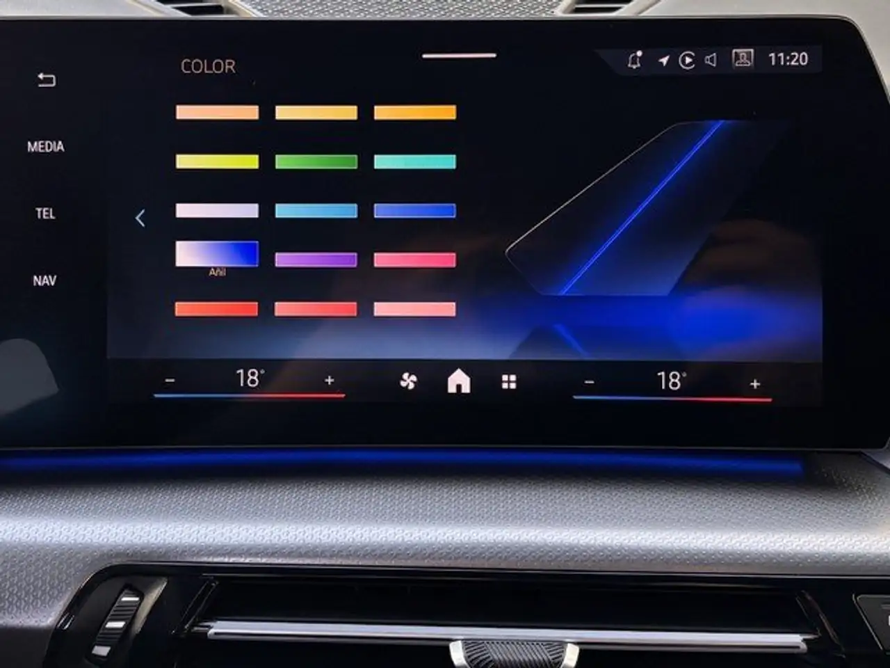 BMW X1 sDrive 20dA — معرض صور السيارة 23