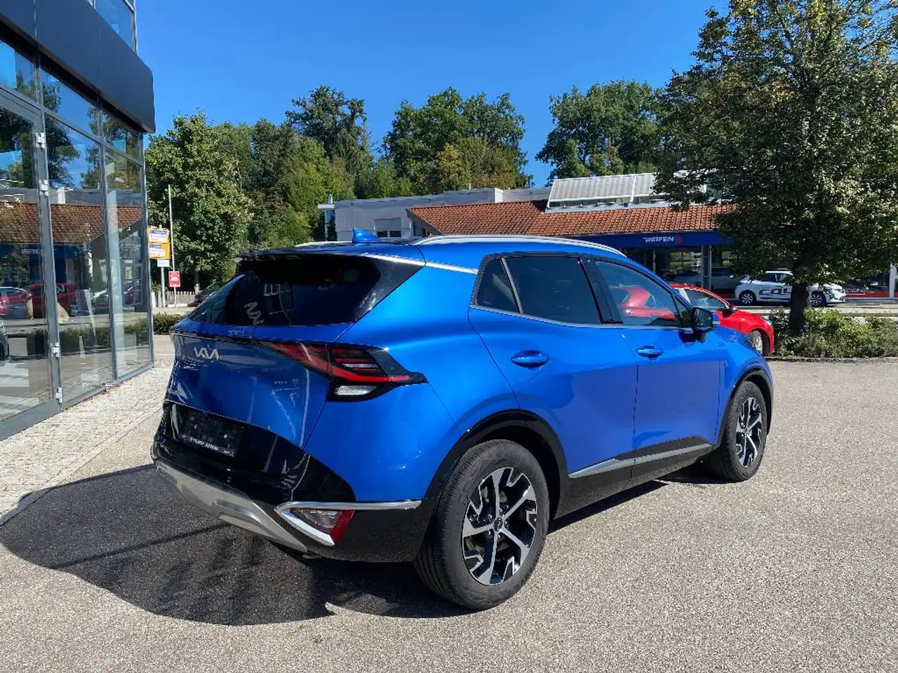 Kia Sportage 1.6T 48V 2WD DCT SPI — Galería del vehículo 3