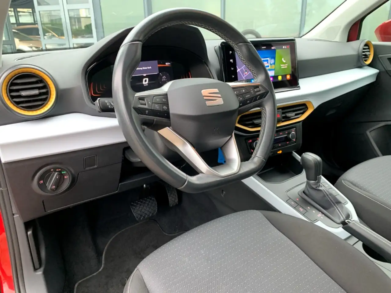SEAT Arona Edition 1.0 TSI DSG Style AHK+SHZ+NAVI+LED — Vehicle gallery 10