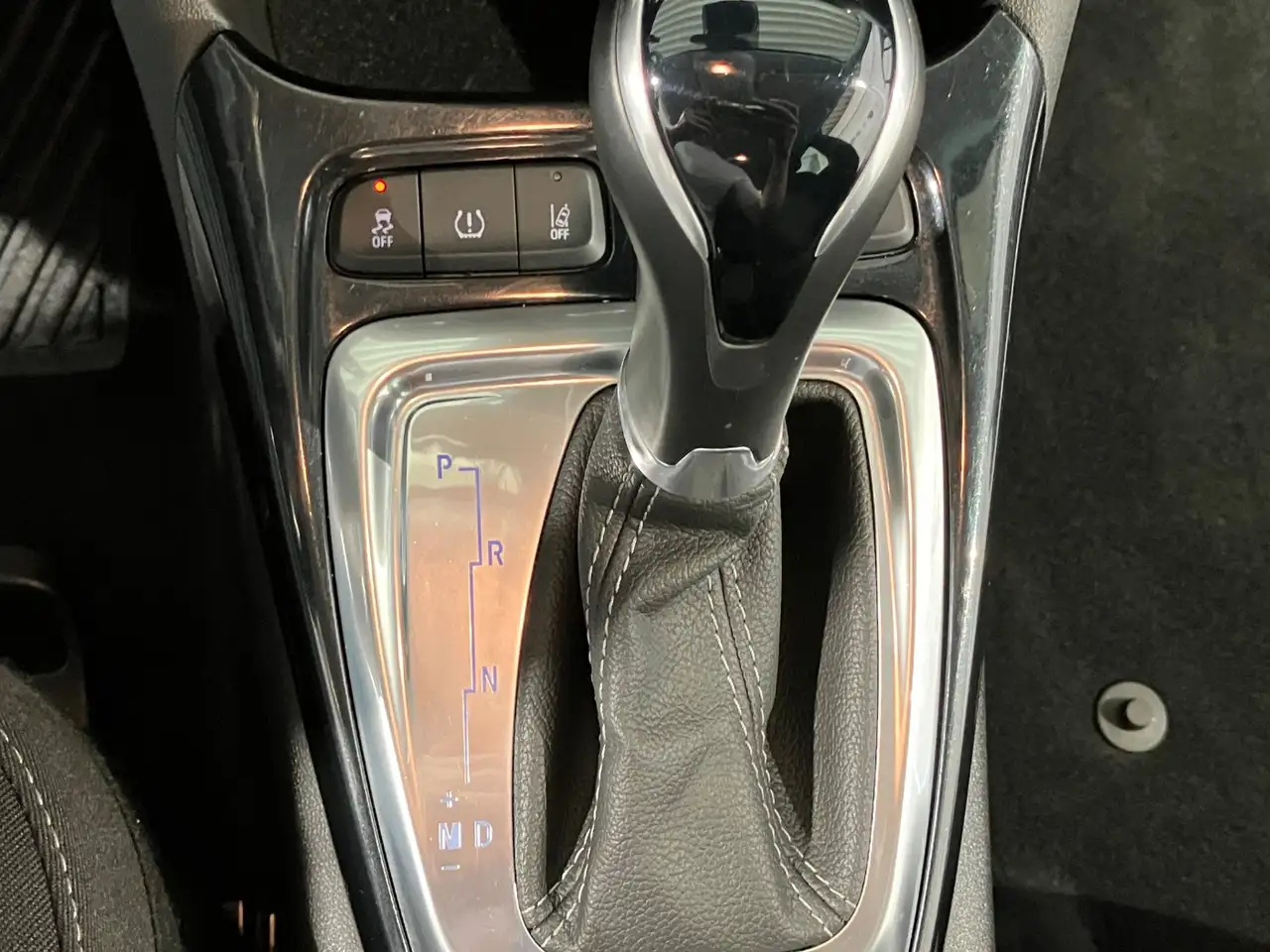 Opel Crossland Sitz/Lenkradheizung+Navi+Rückfahrkamera — معرض صور السيارة 18