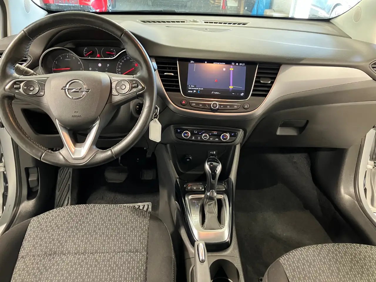 Opel Crossland Sitz/Lenkradheizung+Navi+Rückfahrkamera — معرض صور السيارة 9