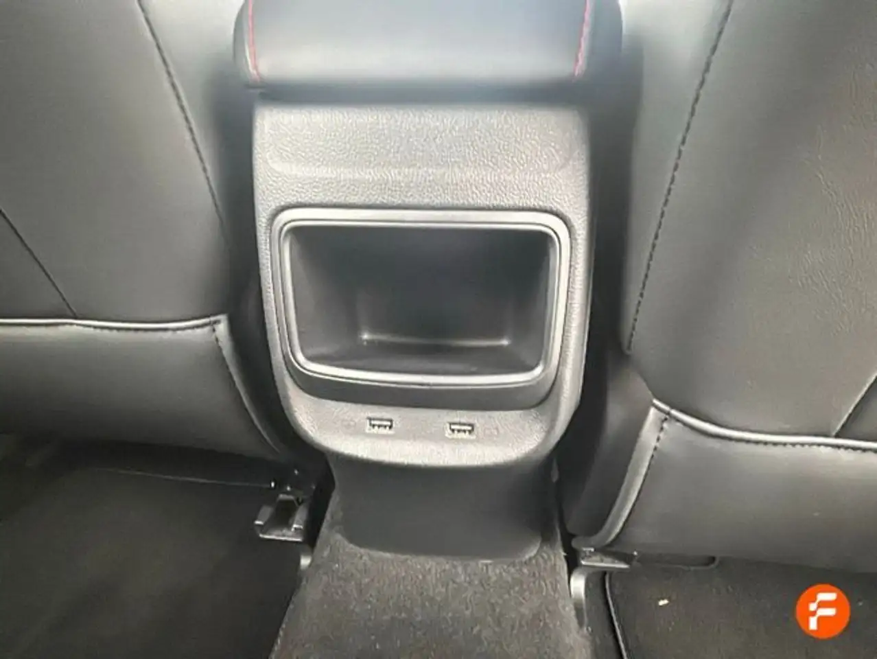 MG ZS 1.0T Luxury Auto — Galería del vehículo 29