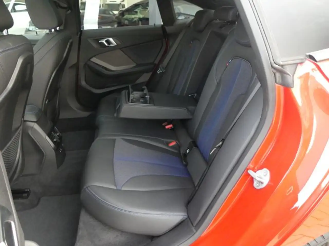 BMW 218 i M Sportpak Pano°ACC°Harm.Kard. — Galerie du véhicule 8