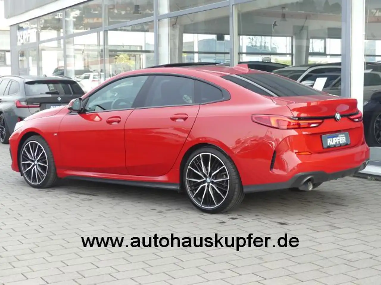 BMW 218 i M Sportpak Pano°ACC°Harm.Kard. — Galerie du véhicule 3