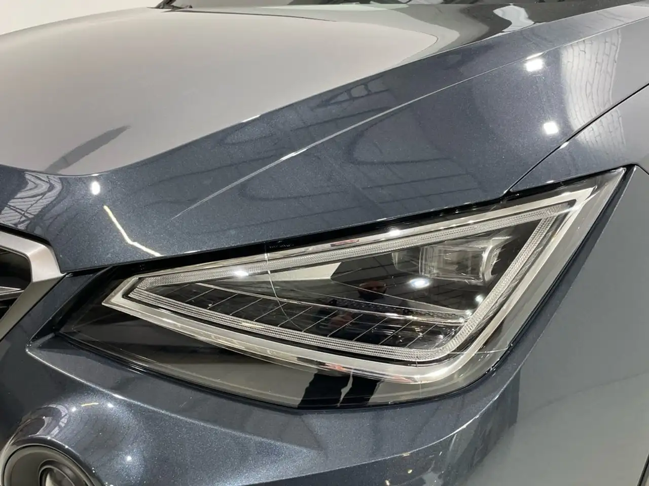 SEAT Arona 1.0 TSI S&S FR XM 115 — معرض صور السيارة 12