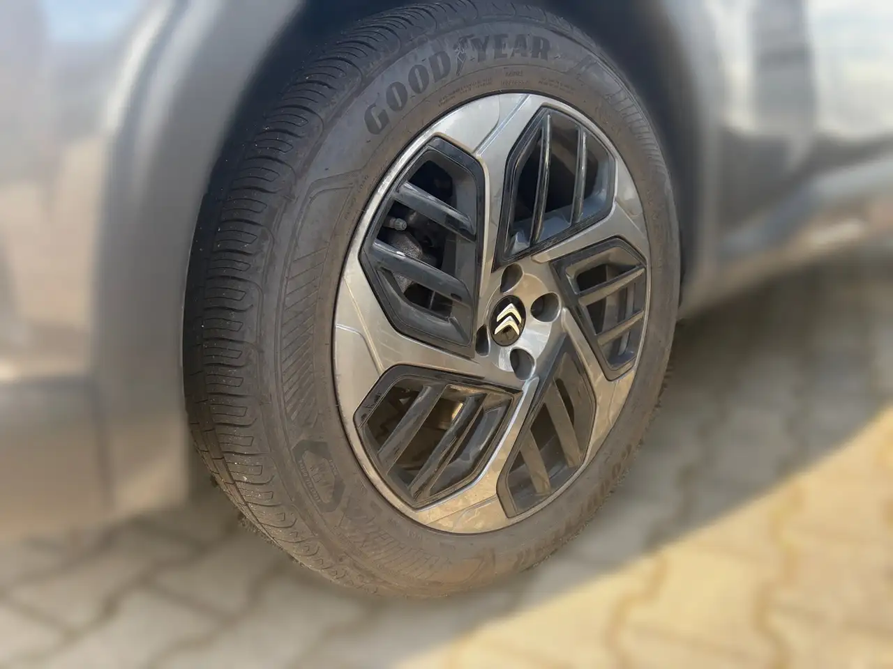 Citroen C4 1.2 PureTech 130 Feel Pack KeyLess LED Navi — معرض صور السيارة 4