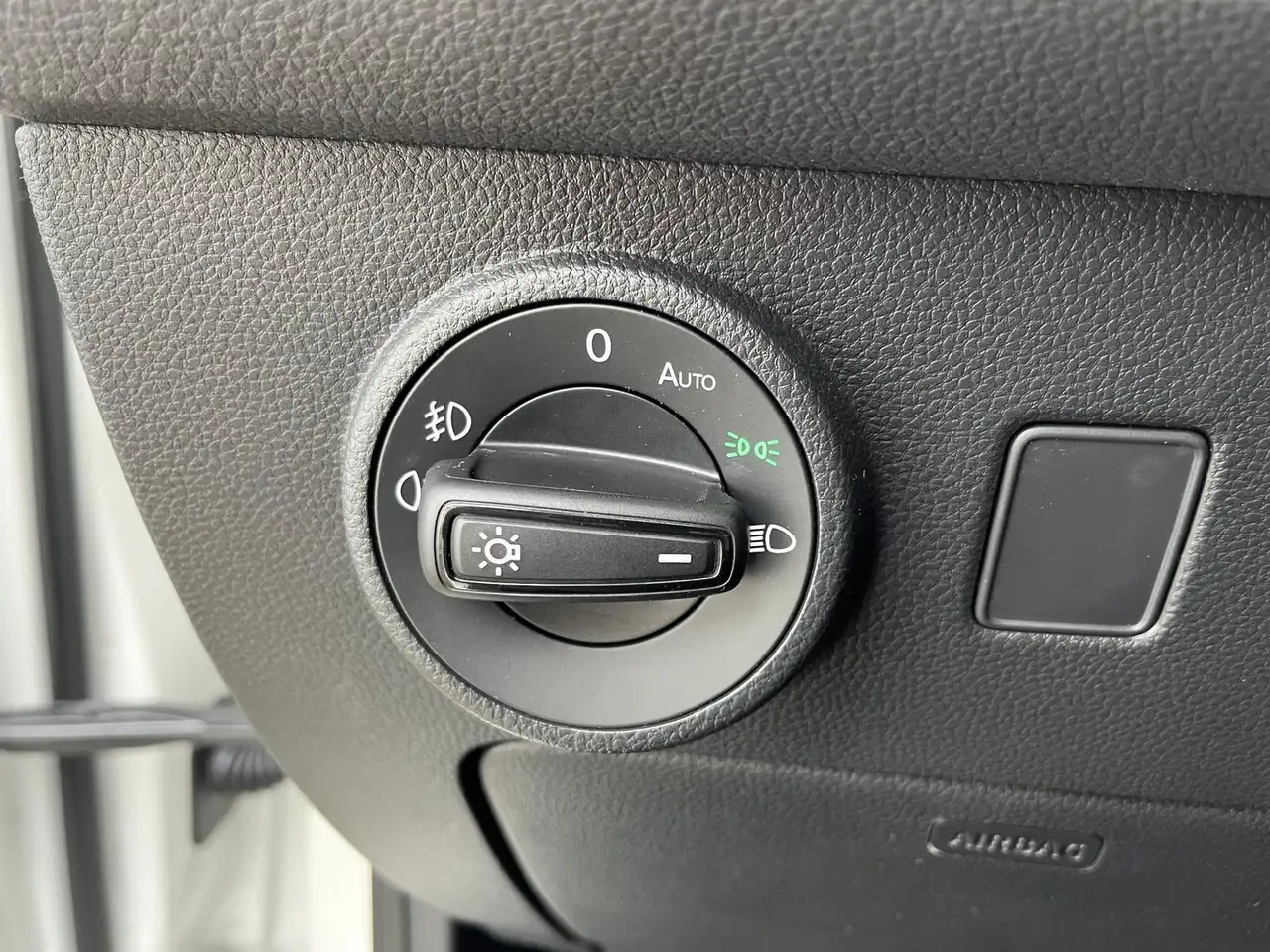 CUPRA Ateca 1.5 TSI DSG LED NAVI KAMERA ELKT. KLAPPE — معرض صور السيارة 18