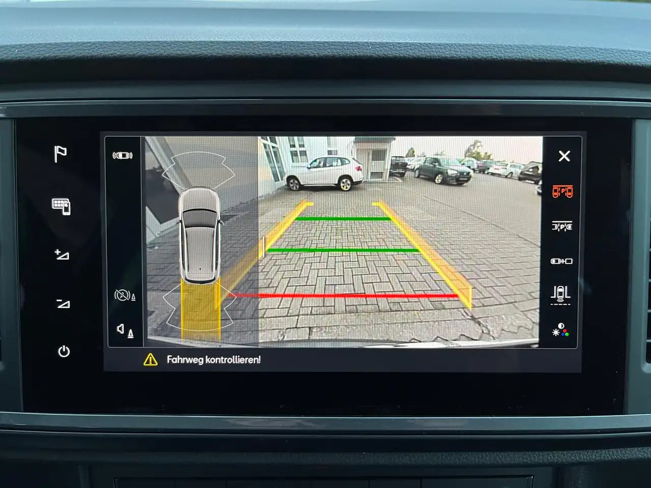 CUPRA Ateca 1.5 TSI DSG LED NAVI KAMERA ELKT. KLAPPE — معرض صور السيارة 17