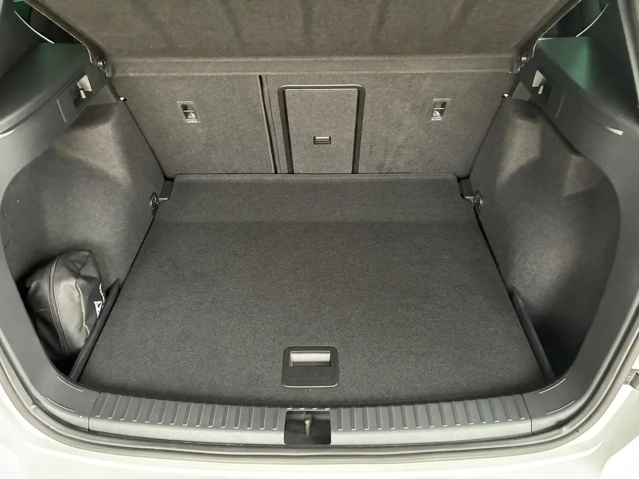 CUPRA Ateca 1.5 TSI DSG LED NAVI KAMERA ELKT. KLAPPE — معرض صور السيارة 29
