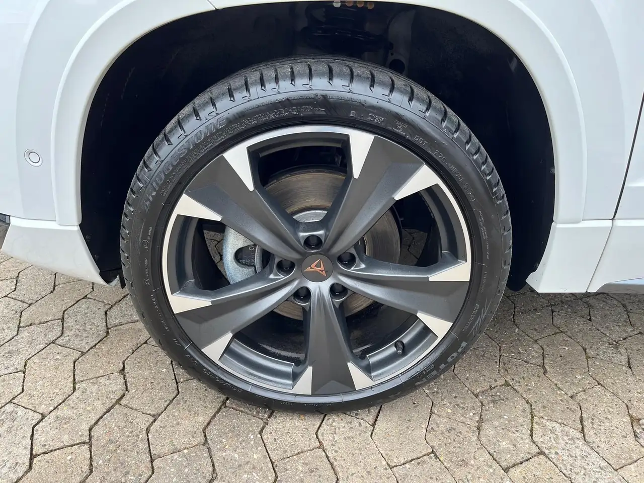 CUPRA Ateca 1.5 TSI DSG LED NAVI KAMERA ELKT. KLAPPE — معرض صور السيارة 8