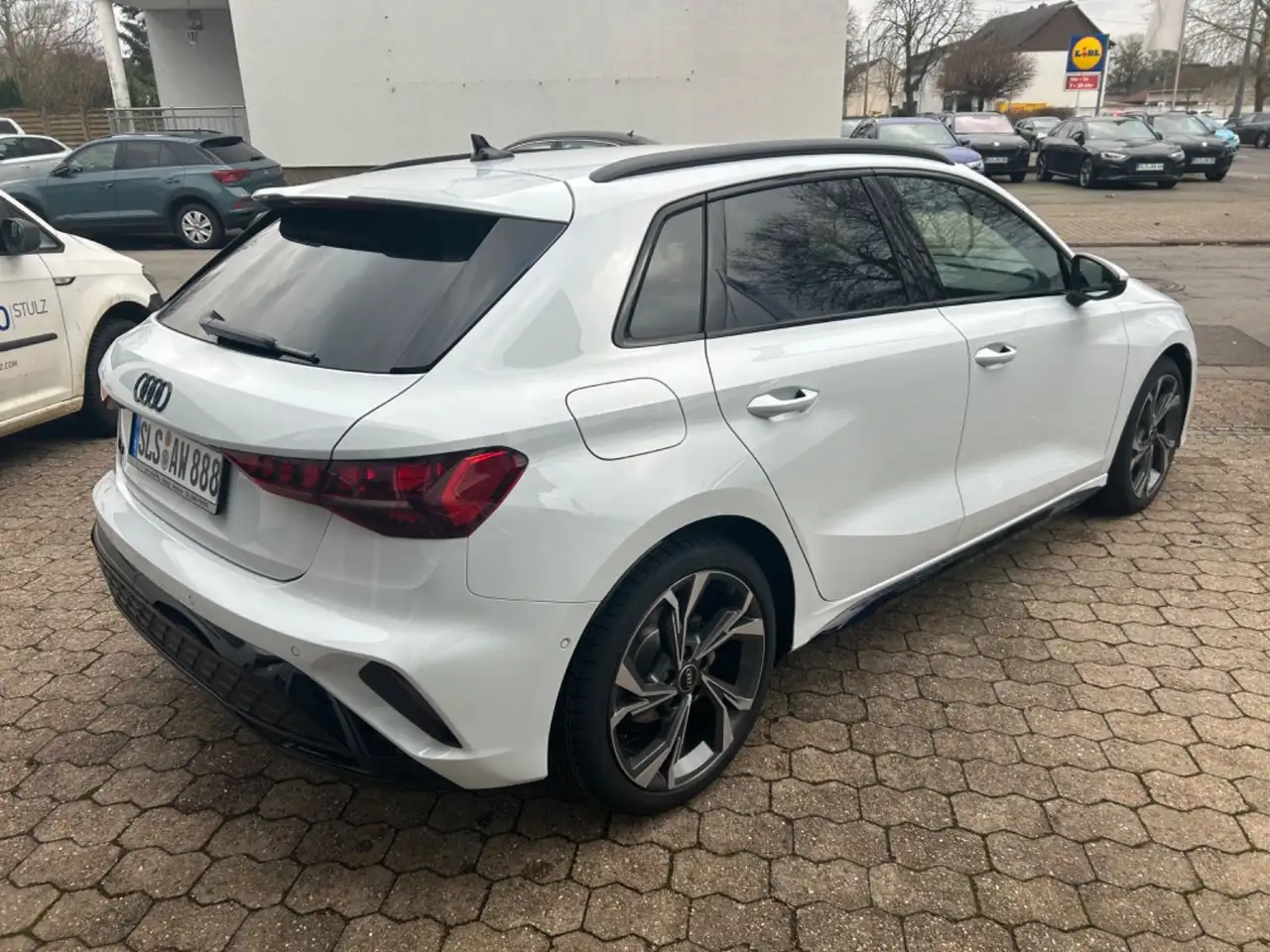 Audi A3 Sportback 35 TFSI S line Navi ACC SOUND — Galerie du véhicule 7