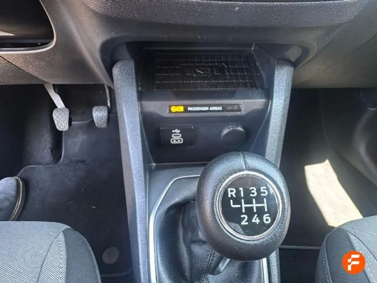 Ford Tourneo Courier 1.0 Ecoboost Active — Galería del vehículo 11