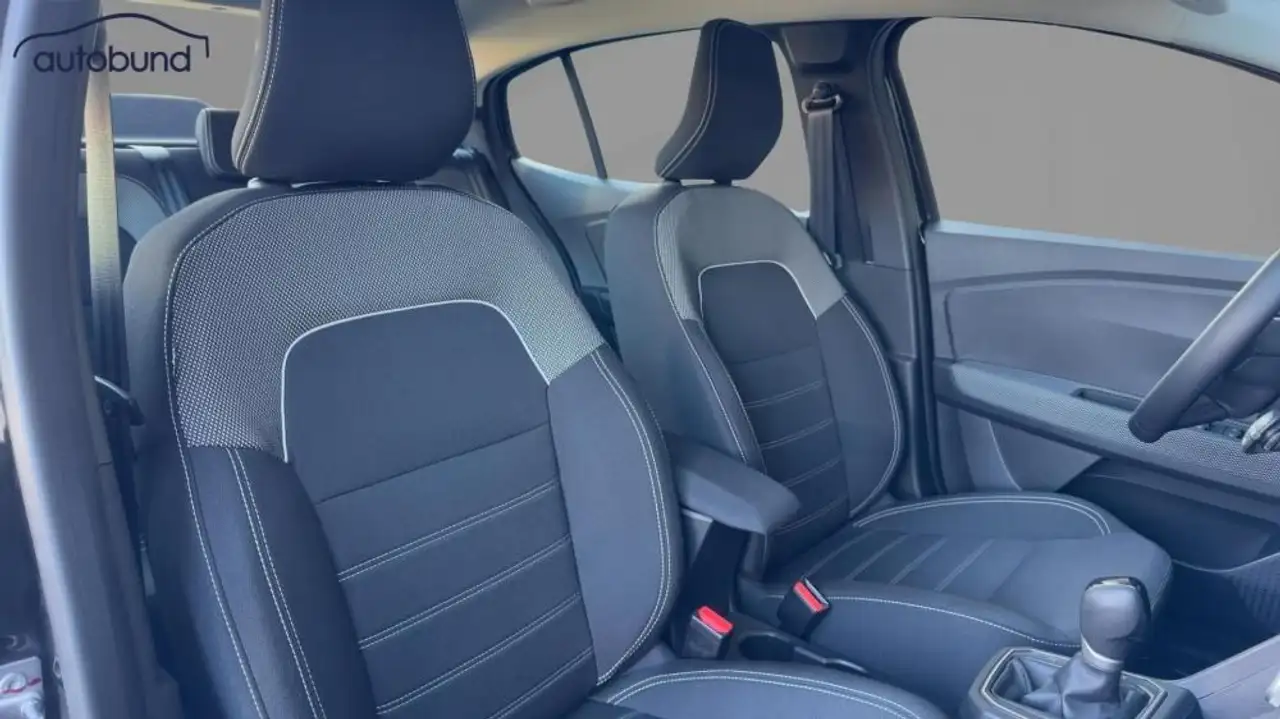 Dacia Logan Logan III 1,0 TCe 90 CVT Black Edition — Vehicle gallery 6