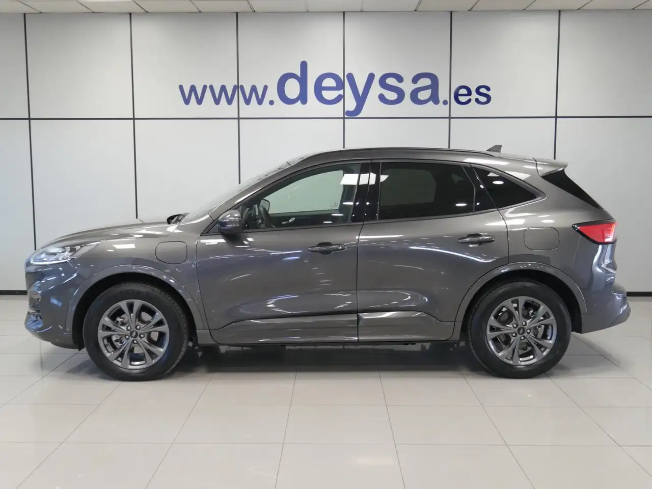 Ford Kuga ST-Line X 2.5 Duratec PHEV 165kW Auto — Galerie du véhicule 2