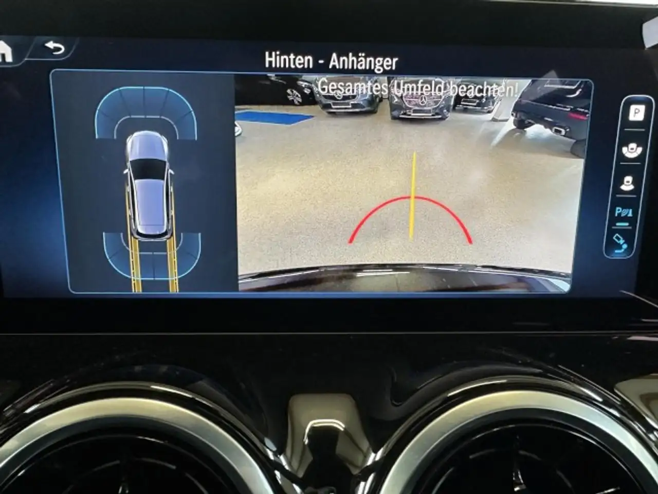 Mercedes-Benz B 180 +Progressive+MULTIBEAM+2xMemory+AHK++Winter-P.+Ver — معرض صور السيارة 15