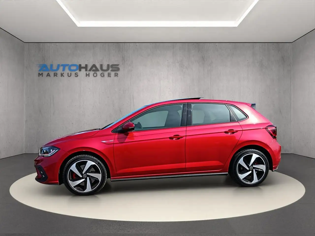 Volkswagen Polo 2.0 TSI GTI DSG PANO+PDC VORNE+HINTEN+MATRIX-LED + — Galerie du véhicule 2