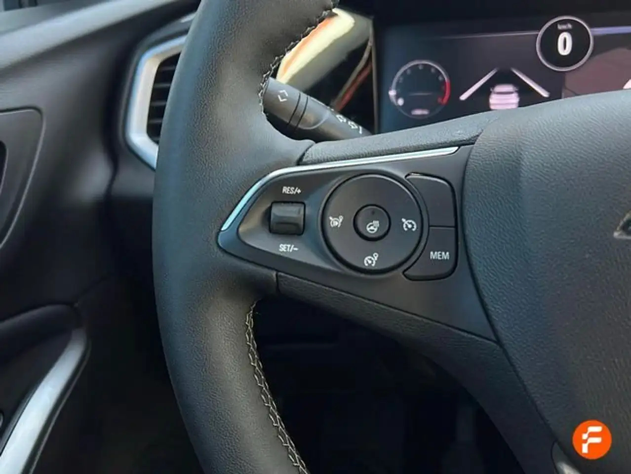 Opel Grandland 1.2T XHT MT6 S/S GS — Galería del vehículo 12