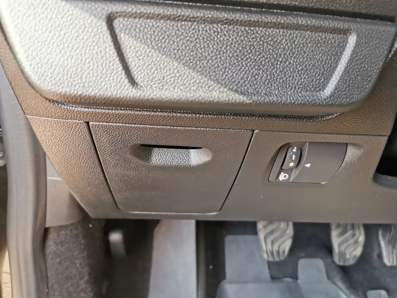 Dacia Jogger TCe 110 Extreme+ 7 Sitzer (Navi*Sitzheizung*LED*Rückfahrkamera*Treuegarantie) — معرض صور السيارة 22