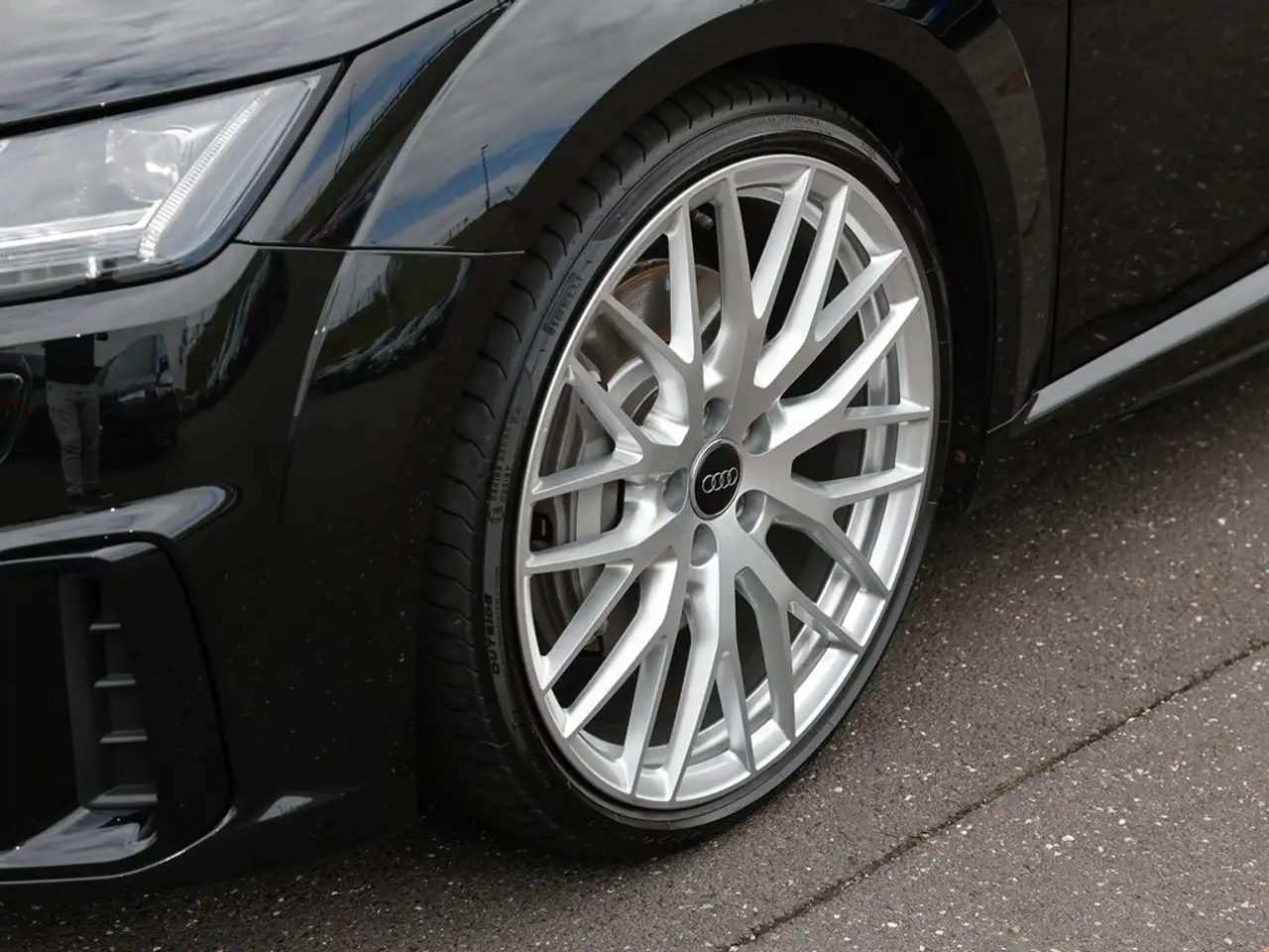 Audi TT Roadster 45 TFSI quattro S line sport + Navi — معرض صور السيارة 9