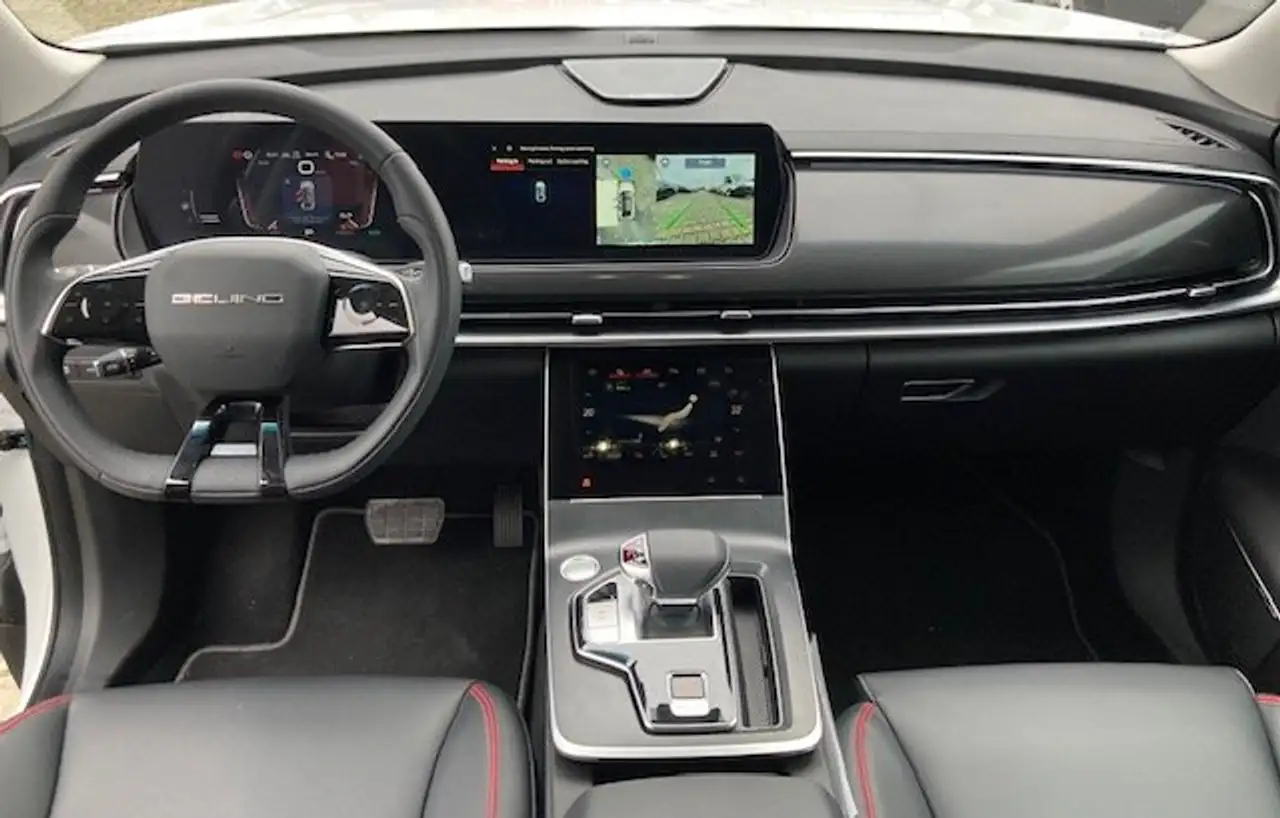 BAIC Beijing X75 1,5 GDI / Automatik / LED / Panorama / Parkassist. — Galería del vehículo 12