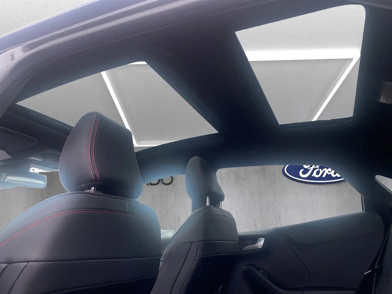Ford Puma 1.0EB ST-Line X AHK/NAVI/PANO/LED/B&O/RFK — Vehicle gallery 30