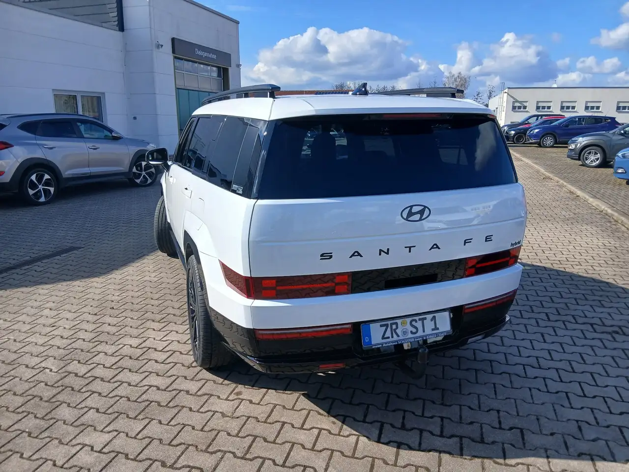 Hyundai SANTA FE Hybrid 1.6 HEV 4WD 6-Sitzer Blackline AHK — معرض صور السيارة 8