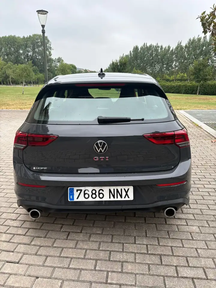 Volkswagen Golf GTI 2.0 TSI DSG 180kW — Vehicle gallery 3