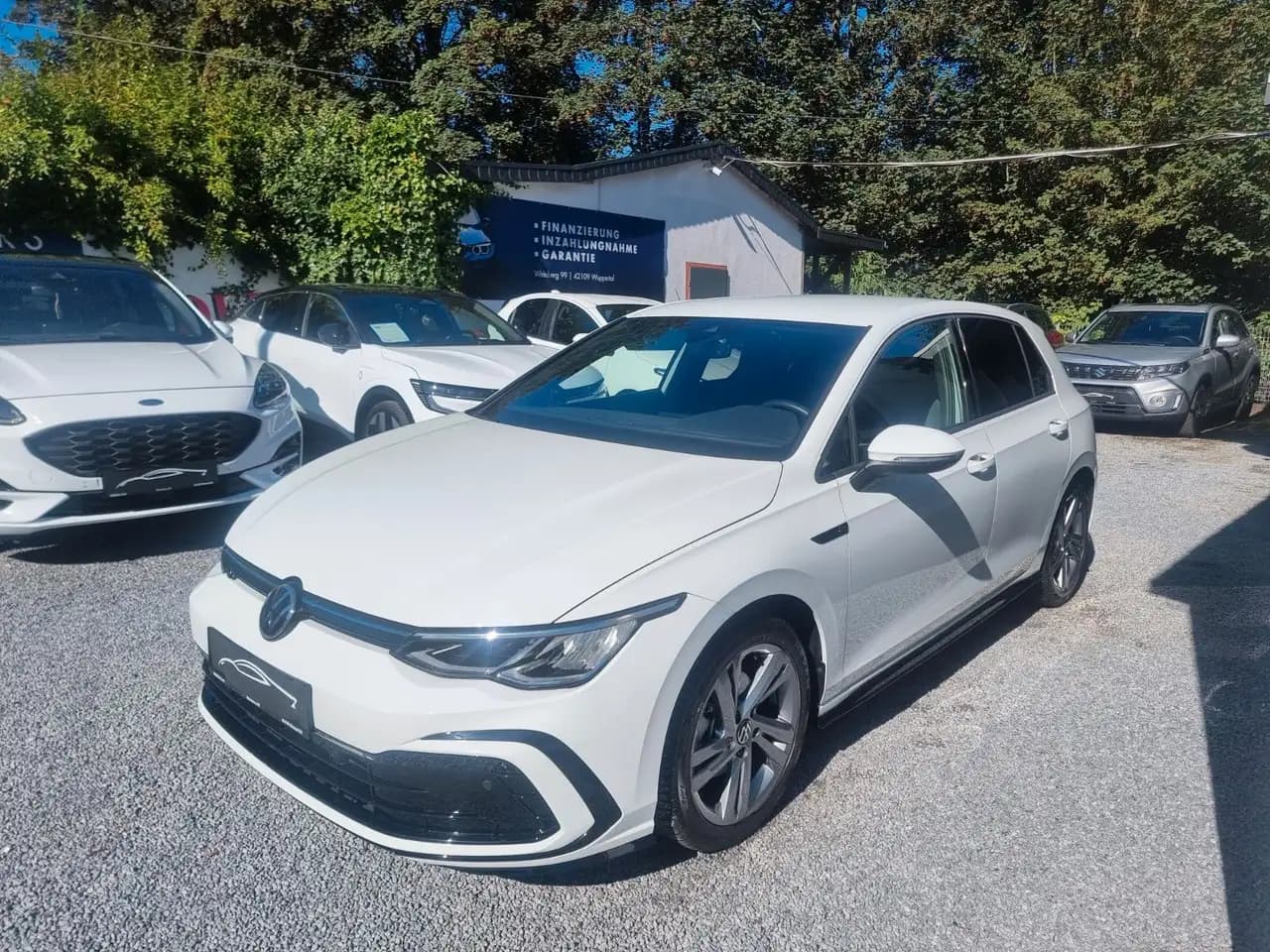 Volkswagen Golf 1.5 eTSI 2x R-Line/ DSG/ LED/ VIRTUAL/*NAVI — Wuppertal