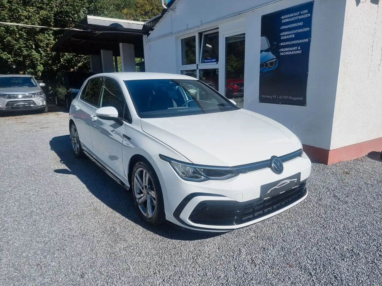 Volkswagen Golf 1.5 eTSI 2x R-Line/ DSG/ LED/ VIRTUAL/*NAVI — معرض صور السيارة 3