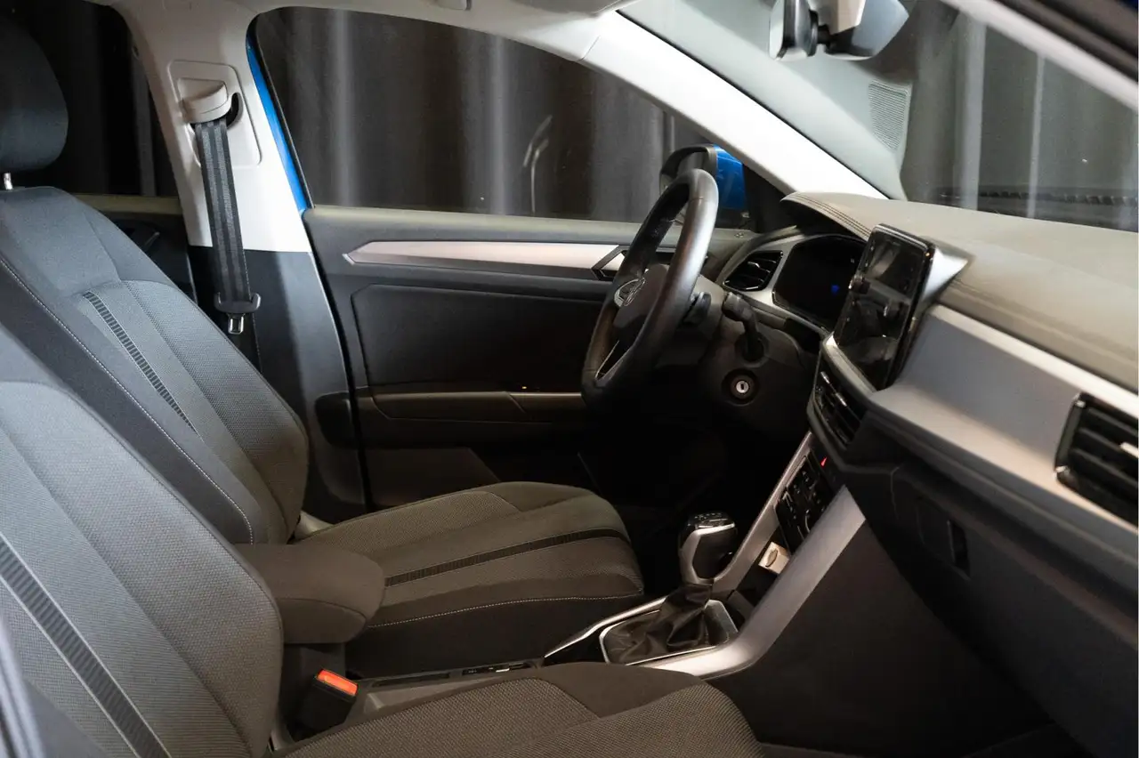 Volkswagen T-Roc 1.5 TSI DSG AHK/ LED/ uvm. — Vehicle gallery 8