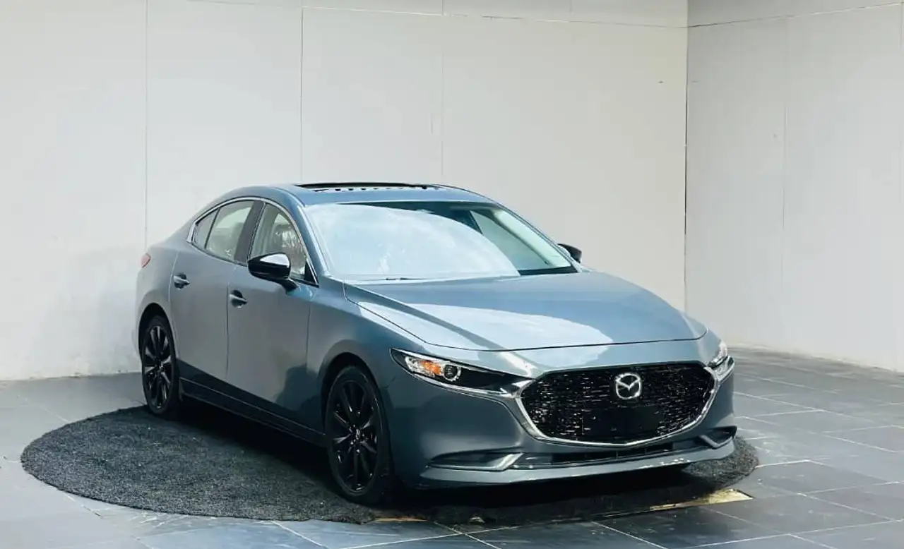 Mazda 3 Mazda3 Sedán 2.0 e-Skyactiv-X Prime-line Aut. 137kW — Málaga, Málaga